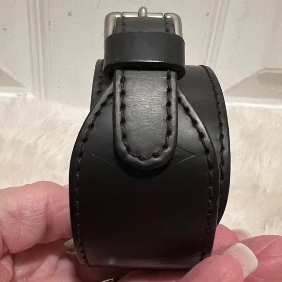LOUIS VUITTON MONOGRAM GLASE FORCE WRAP LEATHER BRACELET.